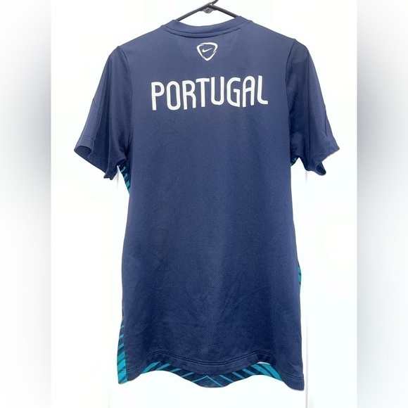 Nike Dri Fit Portugal National Soccer team Authentic training jersey - Picture 2 of 3